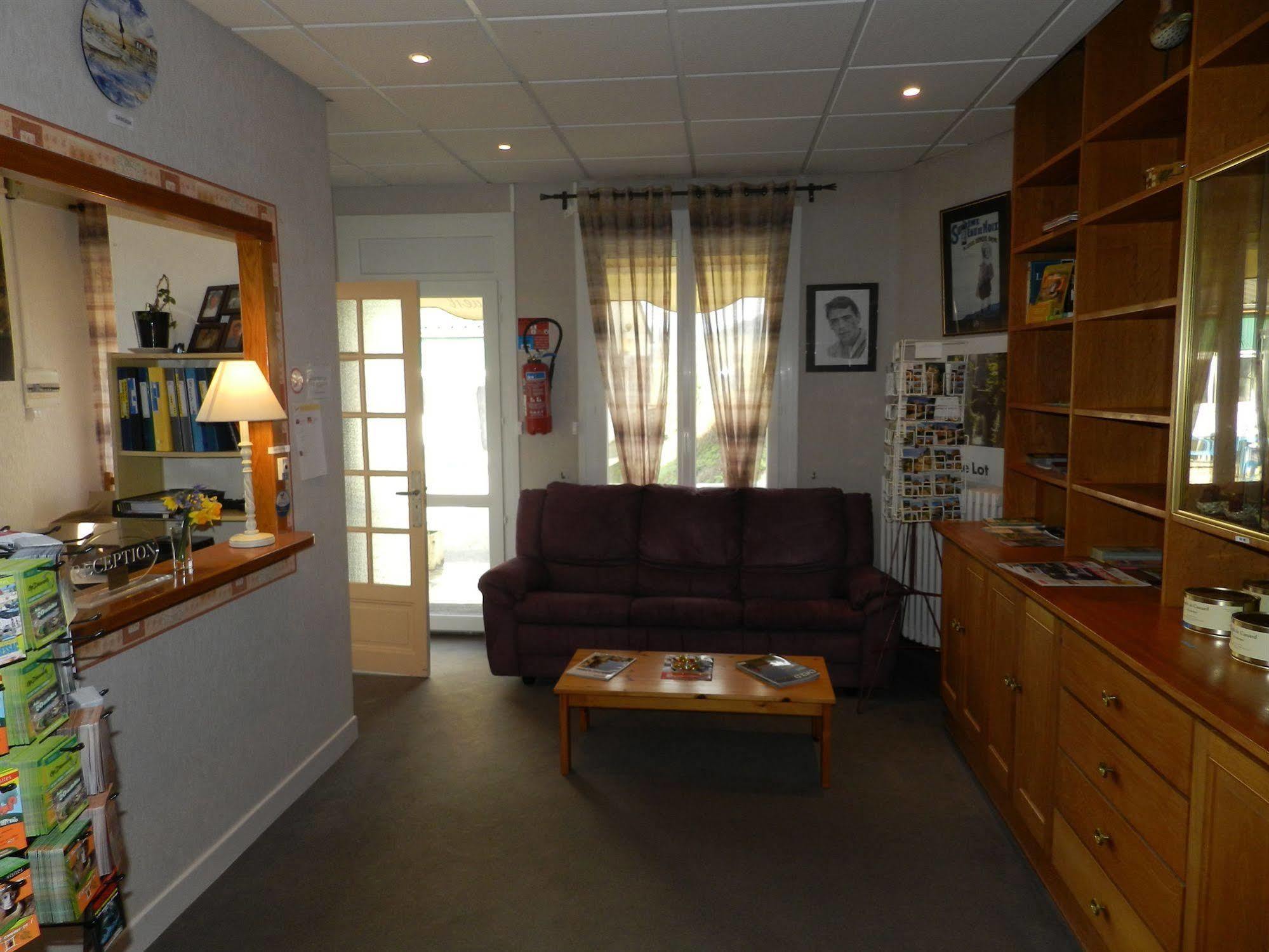 סווילאק Hotel Belle Vue מראה חיצוני תמונה